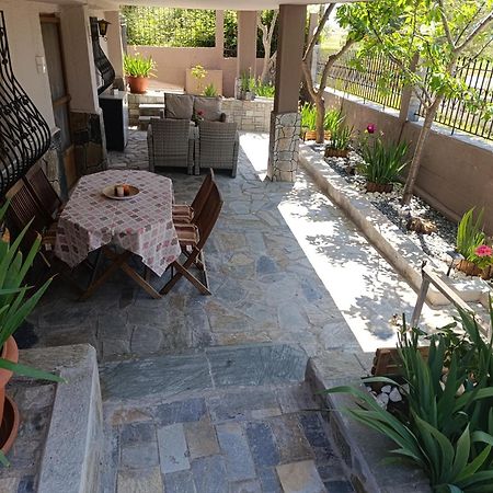 "2Steps From The Beach" Nea Irakleia Exterior photo